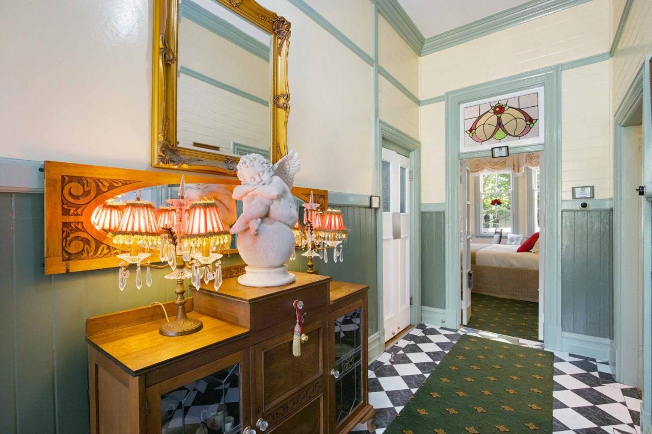 The Old Bank Gladstone Licensed Restaurant & Boutique Accommodation Hat Head Eksteriør billede