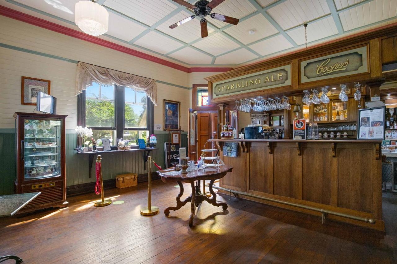 The Old Bank Gladstone Licensed Restaurant & Boutique Accommodation Hat Head Eksteriør billede