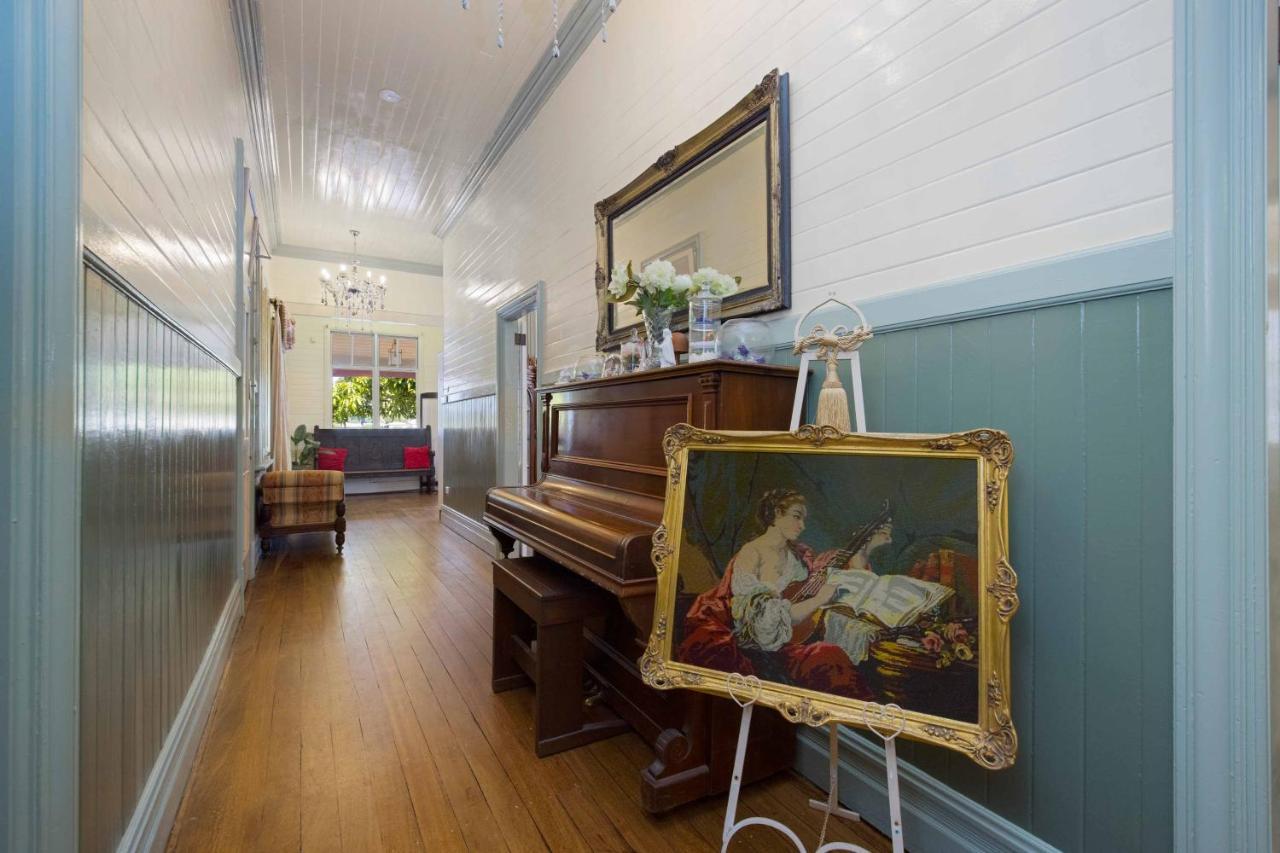 The Old Bank Gladstone Licensed Restaurant & Boutique Accommodation Hat Head Eksteriør billede